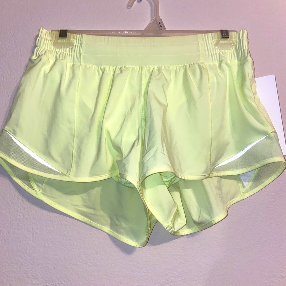 Lululemon hotty hot shorts